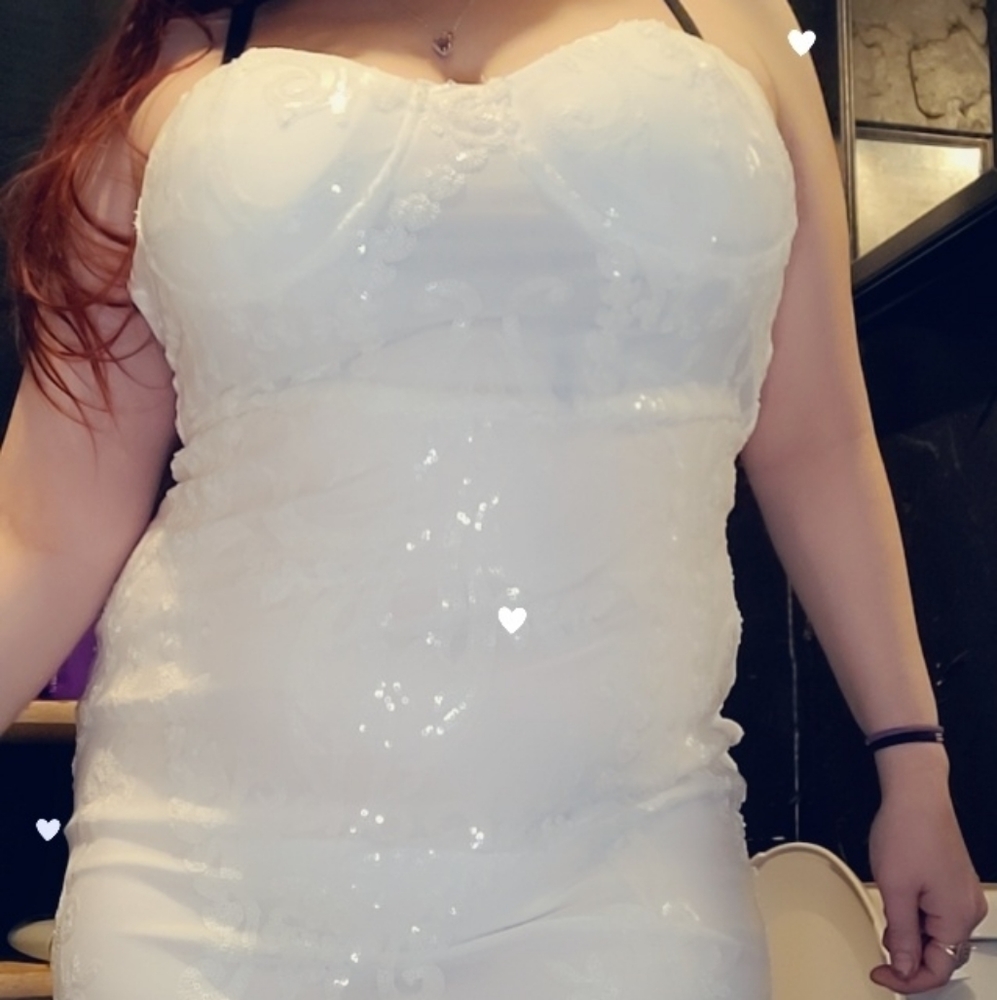 Sparkling white strapless dress with train - Picture 6 of 16